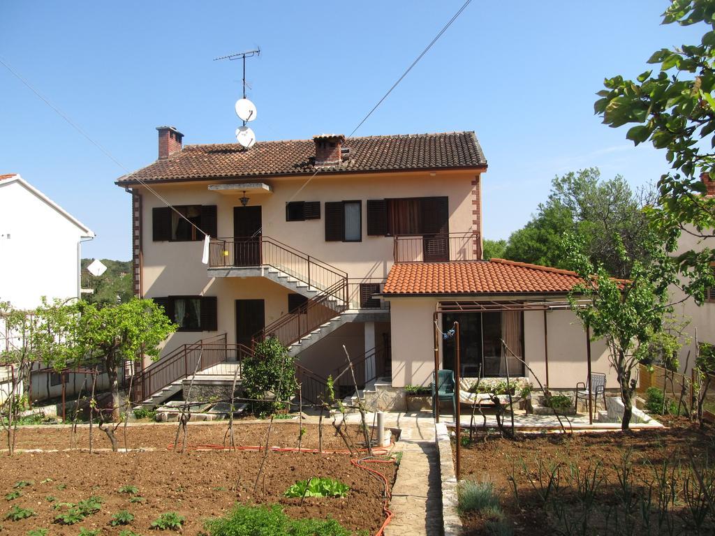 Apartments Grgorinic Pula Exterior photo